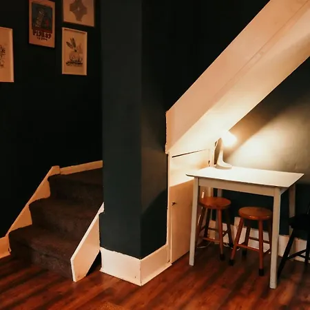 Quirky Bohemian District Miners Cottage- 6 Bd Nyaraló Millom